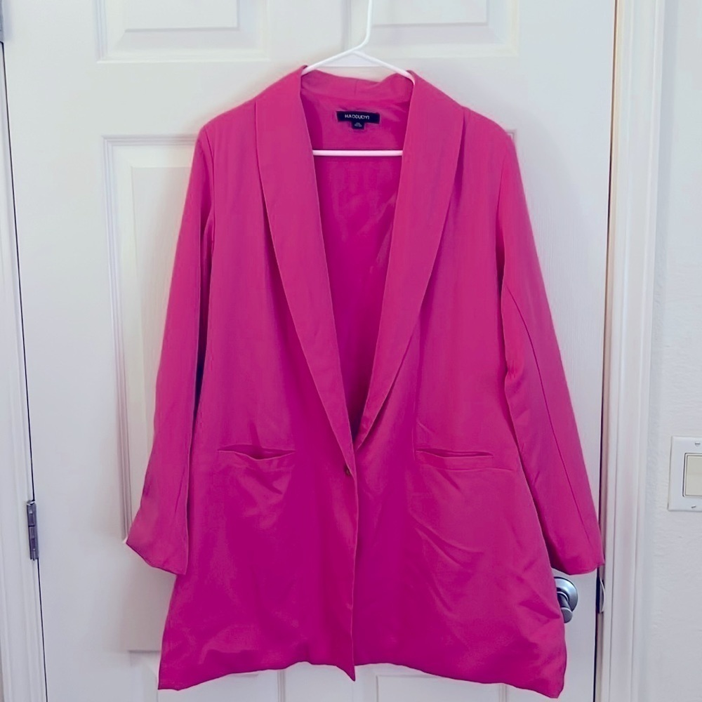 Women’s Pink Blazer